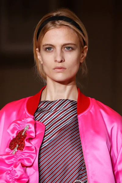 Look 53